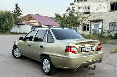 Седан Daewoo Nexia 2009 в 