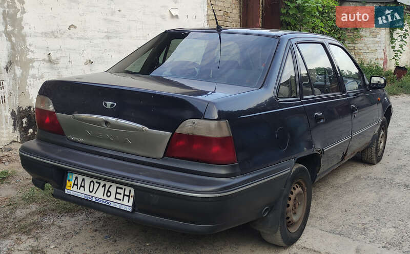 Седан Daewoo Nexia 2007 в Киеве