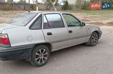 Седан Daewoo Nexia 2007 в 