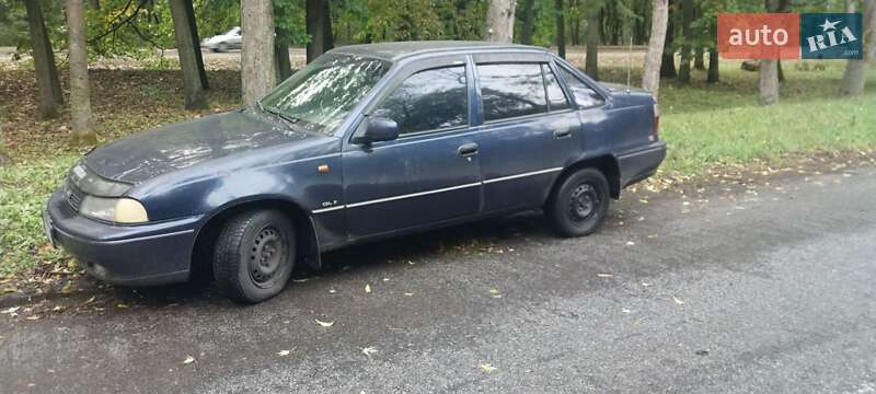 Седан Daewoo Nexia 1997 в Яготине