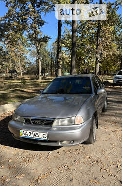 Седан Daewoo Nexia 1997 в Києві