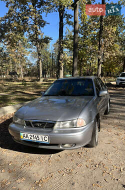 Седан Daewoo Nexia 1997 в Києві