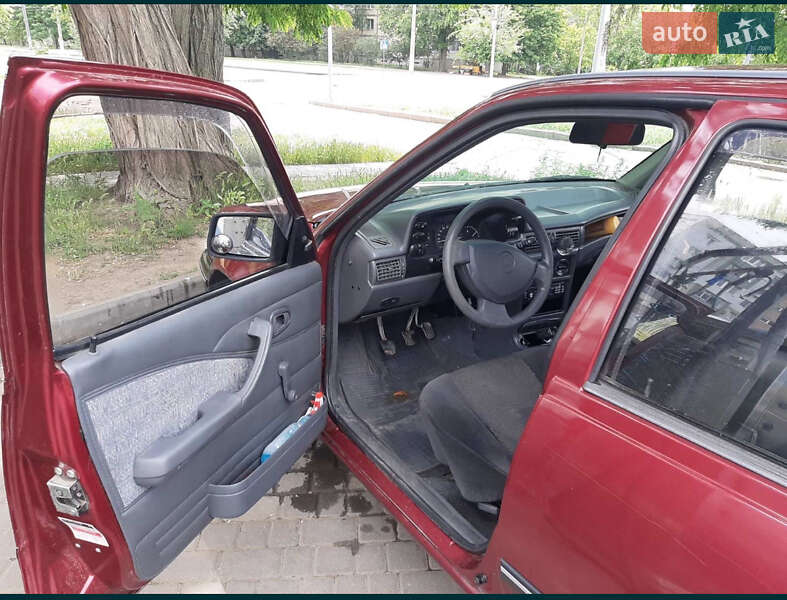 Седан Daewoo Nexia 2007 в Николаеве