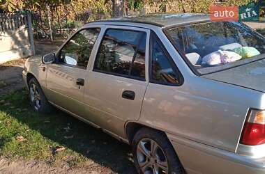 Седан Daewoo Nexia 2007 в 
