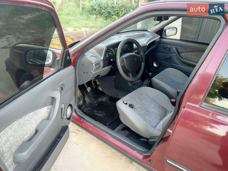 Седан Daewoo Nexia 2007 в Ровно