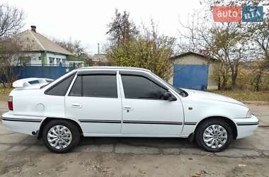 Седан Daewoo Nexia 2004 в Новомосковске