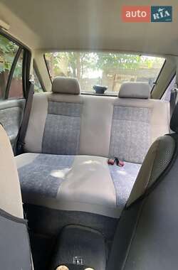 Седан Daewoo Nexia 2008 в 
