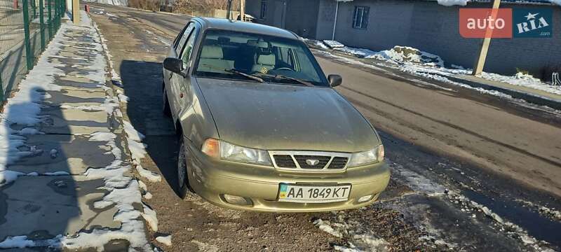 Седан Daewoo Nexia 2007 в Киеве