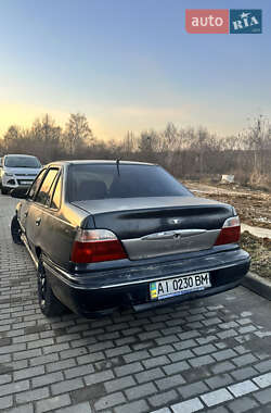 Седан Daewoo Nexia 2010 в Львове