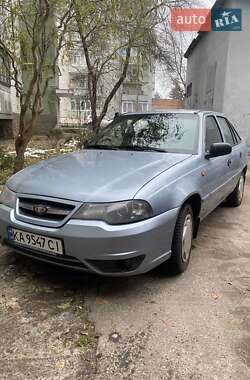 Седан Daewoo Nexia 2012 в Чернігові