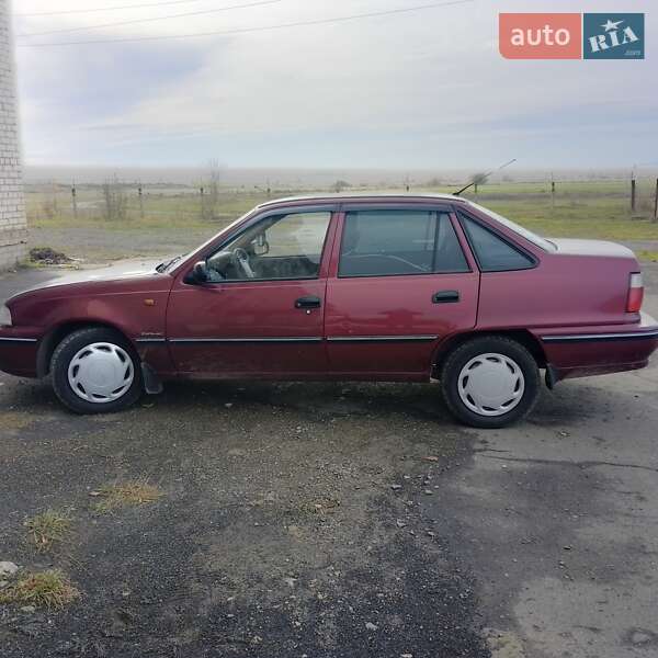 Седан Daewoo Nexia 2007 в Вараші