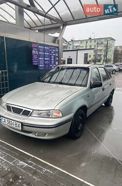 Седан Daewoo Nexia 2008 в Черкасах