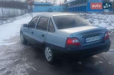 Седан Daewoo Nexia 2011 в Житомирі