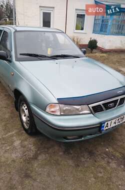 Седан Daewoo Nexia 2008 в Києві