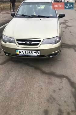 Седан Daewoo Nexia 2011 в Киеве