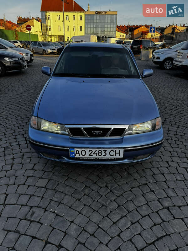 Седан Daewoo Nexia 2008 в Мукачевому