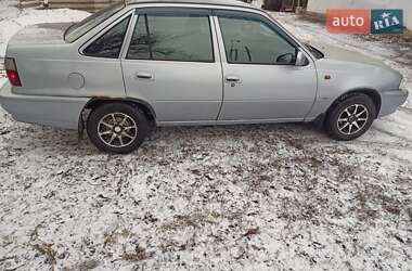 Седан Daewoo Nexia 1997 в Миронівці