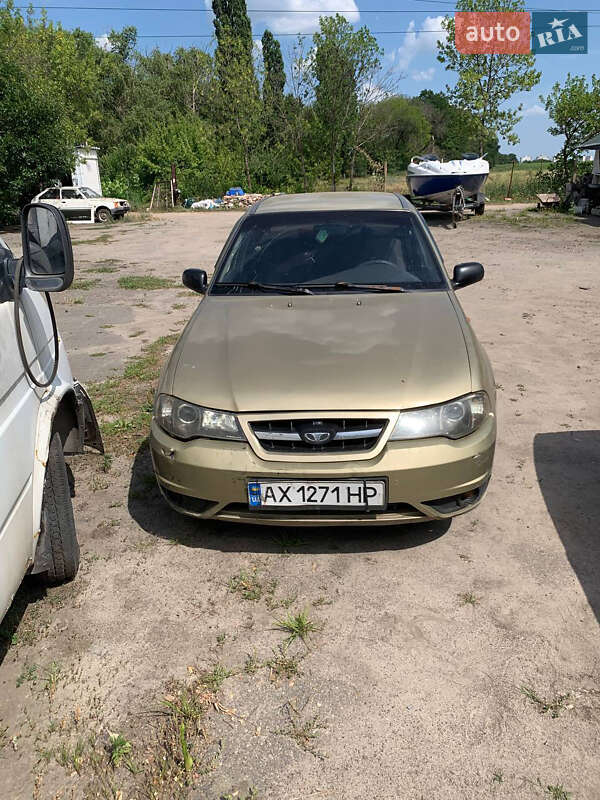 Седан Daewoo Nexia 2008 в Гощі