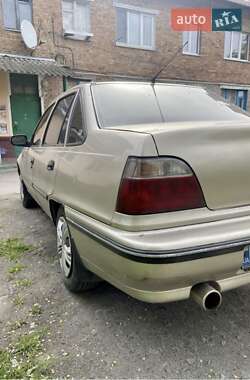 Седан Daewoo Nexia 2006 в 