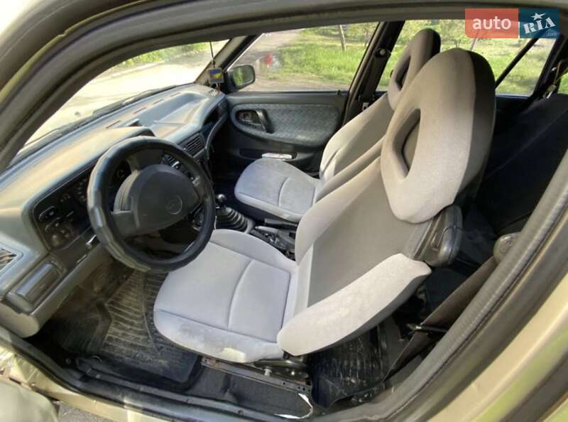 Седан Daewoo Nexia 2006 в Кременчуге