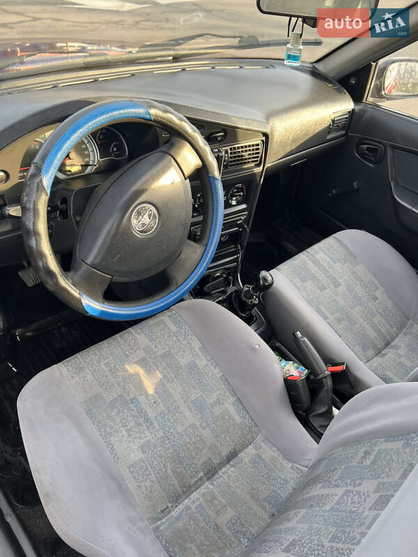 Седан Daewoo Nexia 2011 в Луцке