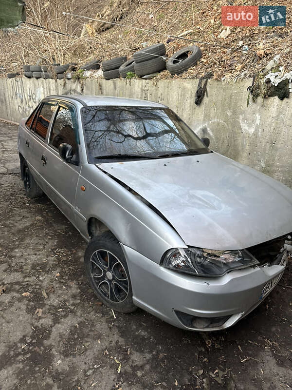 Седан Daewoo Nexia 2010 в Хмельницком
