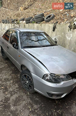 Седан Daewoo Nexia 2010 в 