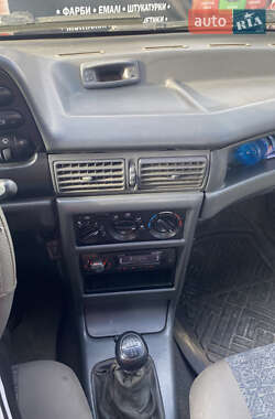 Седан Daewoo Nexia 2008 в 