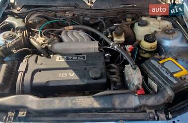 Седан Daewoo Nexia 2008 в 