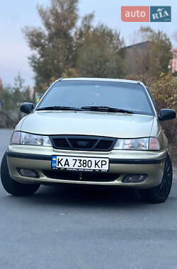 Седан Daewoo Nexia 2008 в 