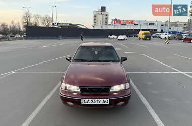 Седан Daewoo Nexia 2008 в 