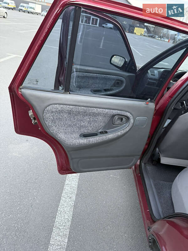 Седан Daewoo Nexia 2008 в Киеве