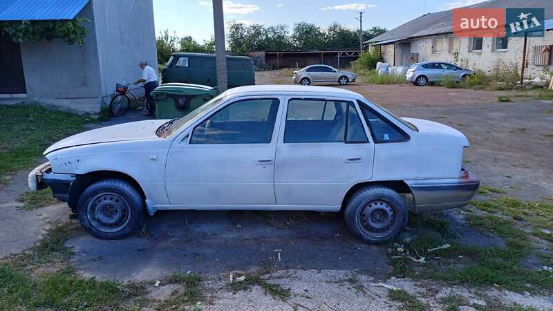 Седан Daewoo Nexia 2007 в Киеве фото 2 Седан Daewoo Nexia 2007 в Киеве