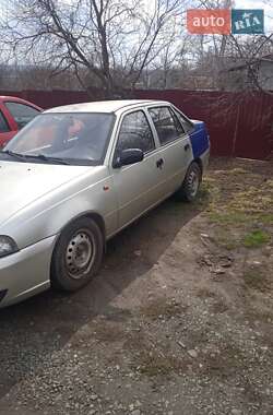 Седан Daewoo Nexia 2008 в 