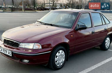 Седан Daewoo Nexia 2008 в 