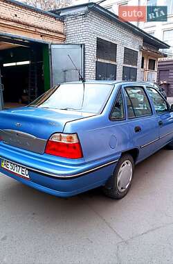 Седан Daewoo Nexia 2006 в 