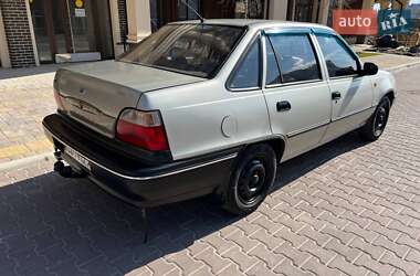 Седан Daewoo Nexia 2007 в 
