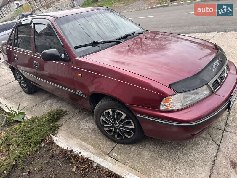 Седан Daewoo Nexia 2007 в 