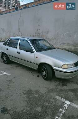 Седан Daewoo Nexia 2007 в 