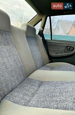 Седан Daewoo Nexia 2007 в 