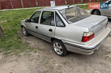 Седан Daewoo Nexia 2008 в 