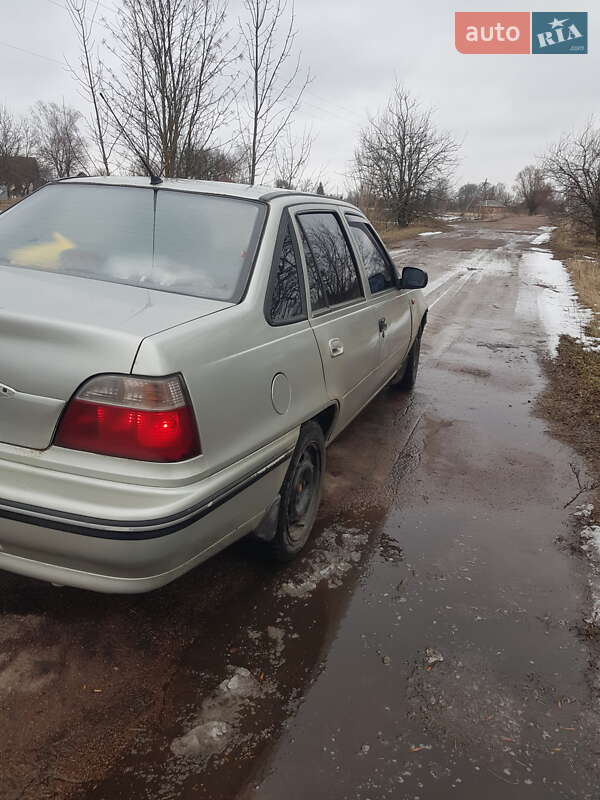 Седан Daewoo Nexia 2007 в 