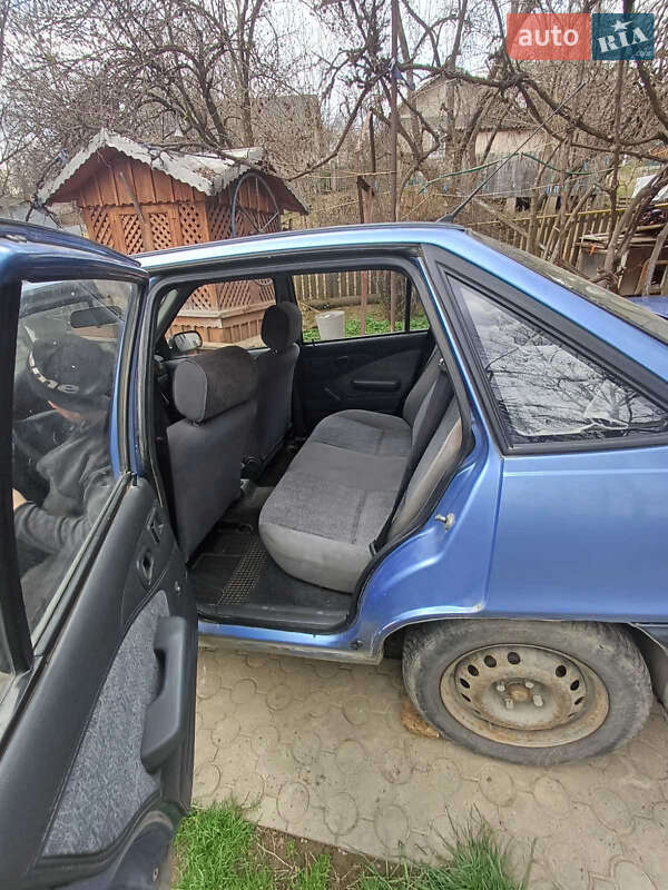 Седан Daewoo Nexia 2007 в Чернівцях