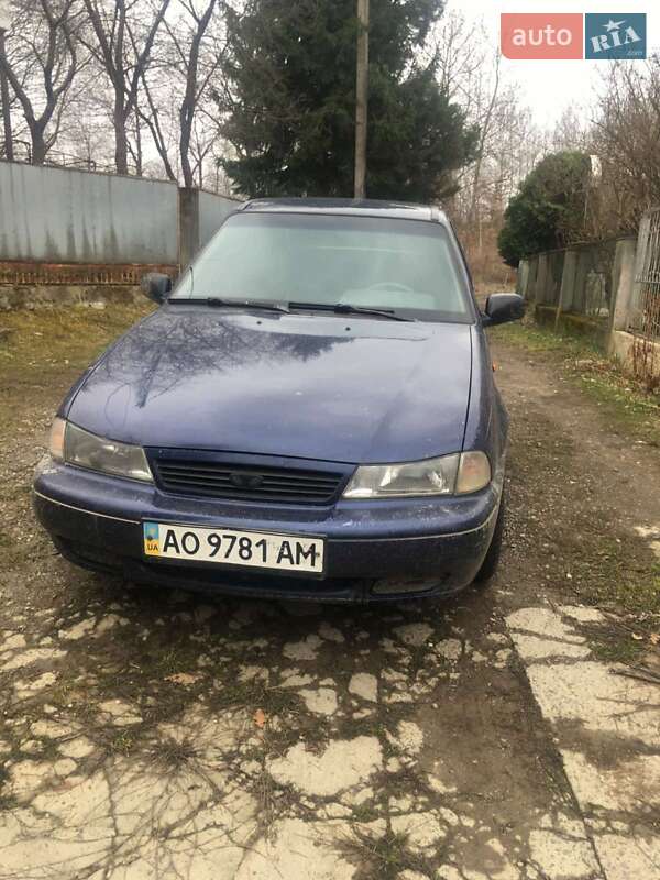 Седан Daewoo Nexia 2008 в 