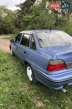 Седан Daewoo Nexia 2006 в 