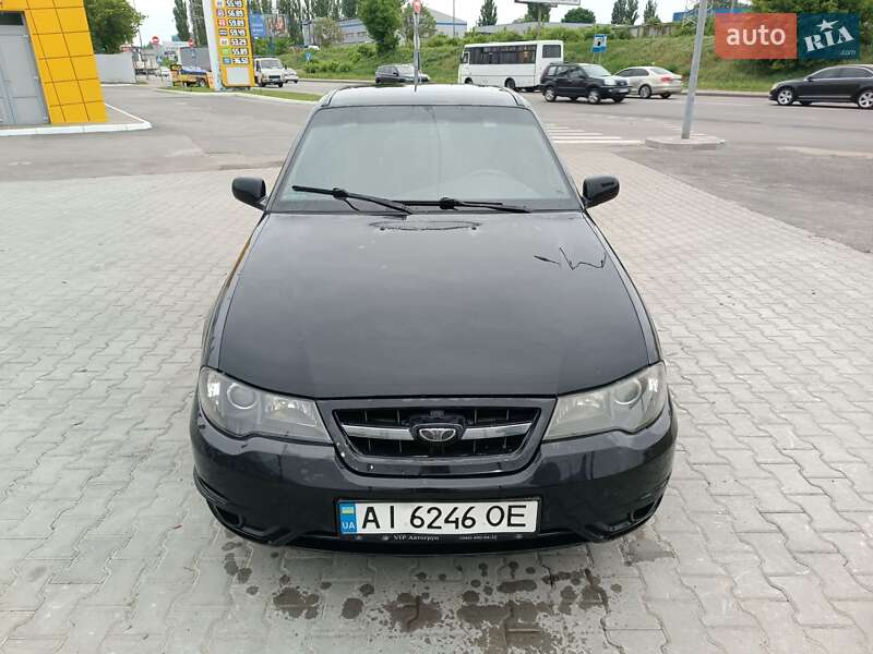 Седан Daewoo Nexia 2012 в 