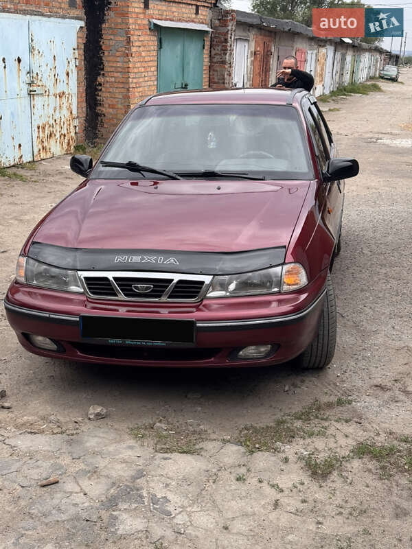 Седан Daewoo Nexia 2007 в 