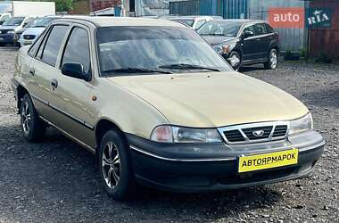 Седан Daewoo Nexia 2008 в Ужгороді