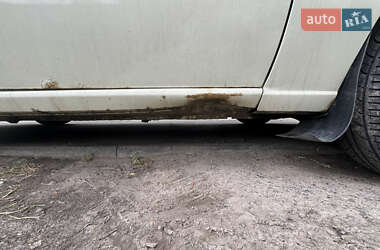 Седан Daewoo Nexia 2011 в 