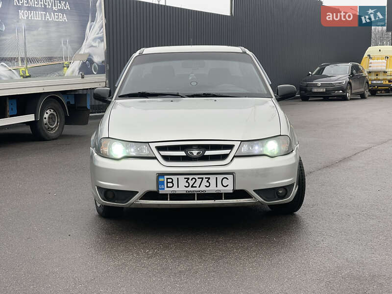 Седан Daewoo Nexia 2008 в Полтаві
